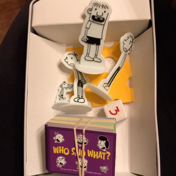 Diary of a Wimpy Kid Cheese Touch Board Game portable in metal can 3-4 players - Picture 4 of 4